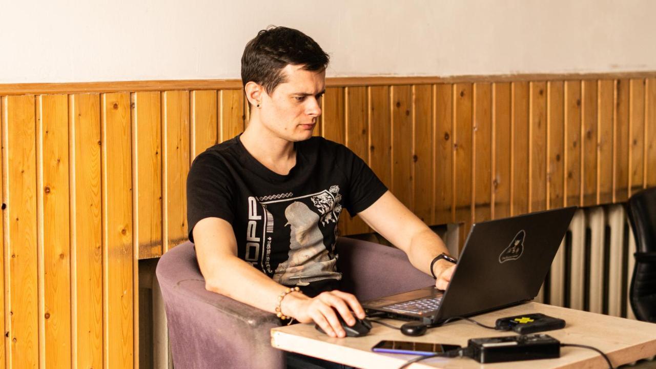 Fox Hostel Ałma Ata Zewnętrze zdjęcie